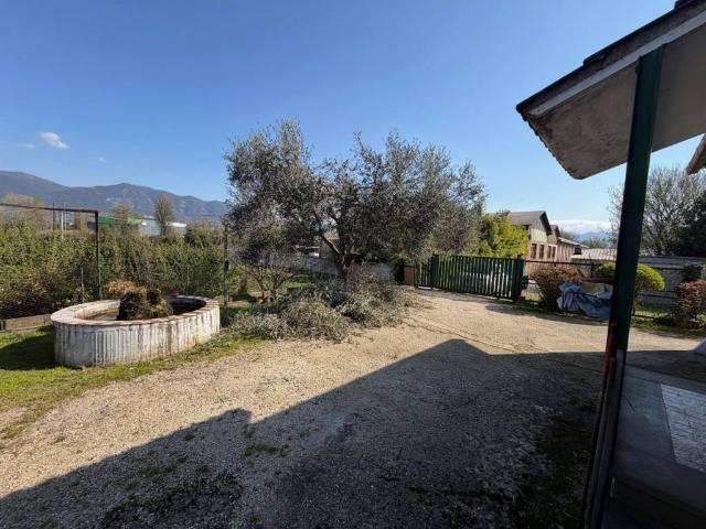 Villa Indipendente in vendita a Cospea, Terni