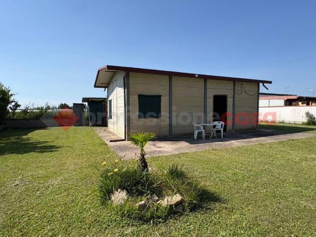 Villa Indipendente in vendita a Terracina, Lazio