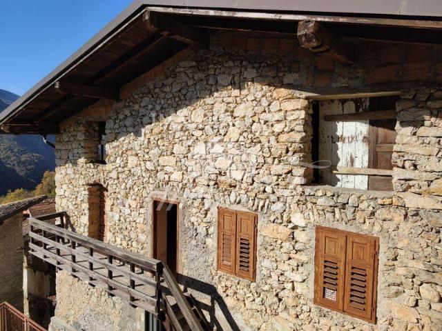Villa Indipendente in vendita a Comunità della Vallagarina, Terragnolo