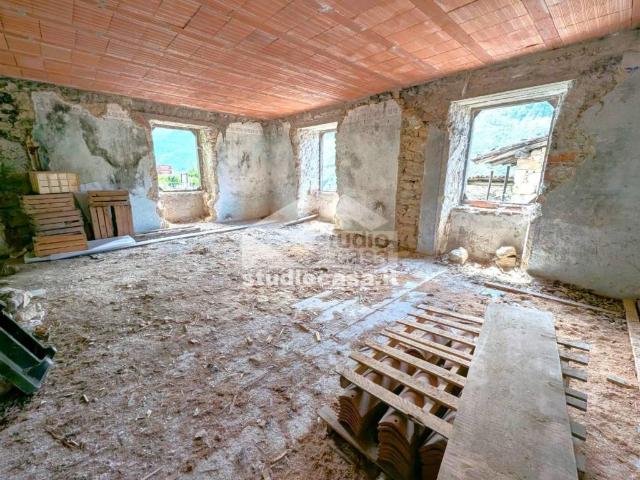 Villa Indipendente in vendita a Comunità della Vallagarina, Terragnolo