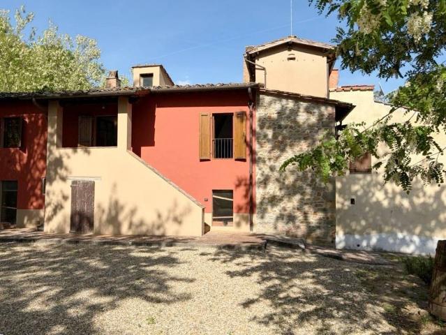 Villa Indipendente in vendita a Loro Ciuffenna, Arezzo