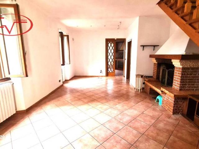 Villa Indipendente in vendita a Terranuova Bracciolini, Toscana