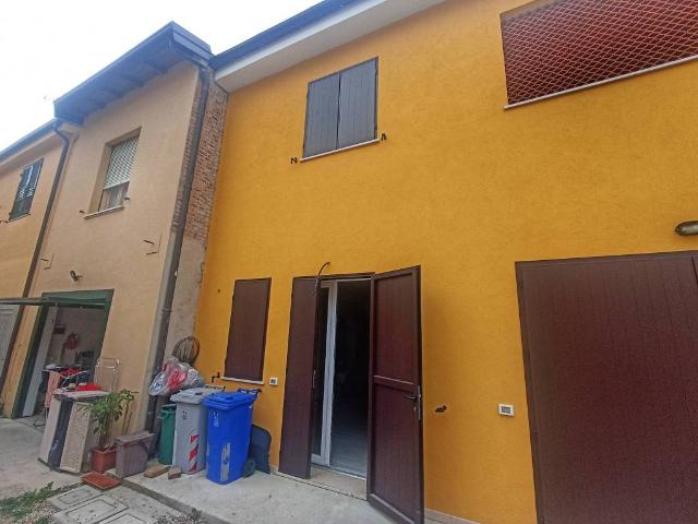 Villa Indipendente in vendita a Unione Alto Ferrarese, Mirabello