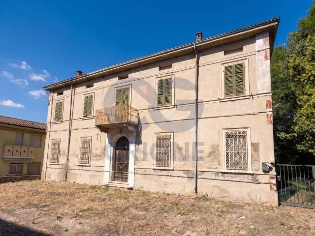 Villa Indipendente in vendita a Unione Alto Ferrarese, Reggio Emilia