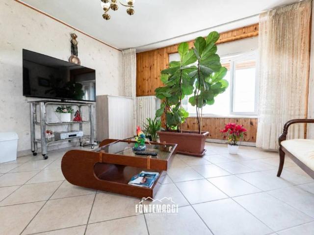Villa Indipendente in vendita a Terre Roveresche, Marche