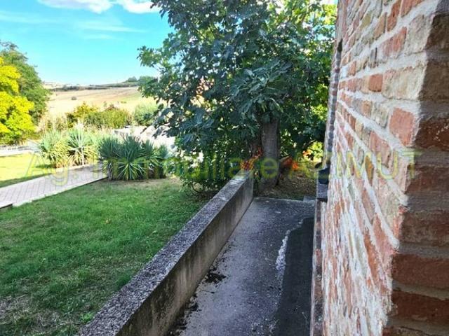 Villa Indipendente in vendita a Terre Roveresche, Marche