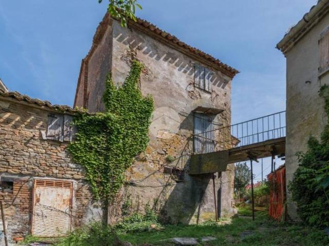 Villa Indipendente in vendita a Terre Roveresche, Marche