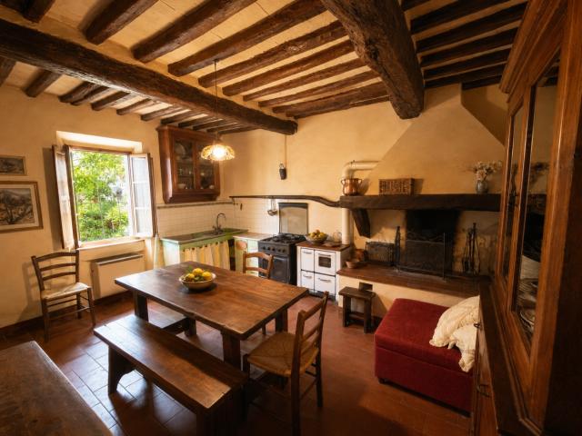 Villa Indipendente in vendita a Terricciola, Toscana