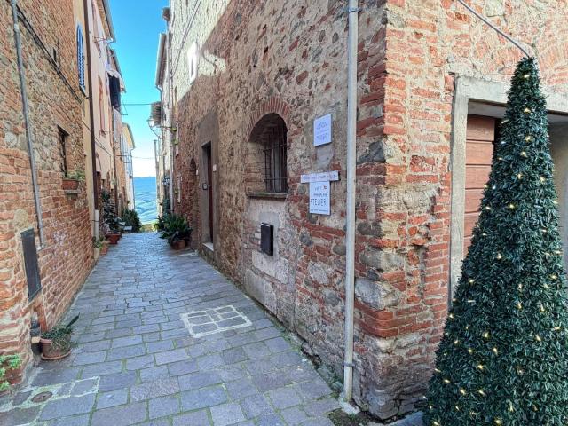 Villa Indipendente in vendita a Terricciola, Toscana