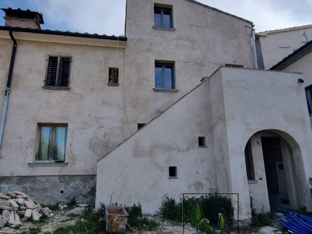 Villa Indipendente in vendita a Terricciola, Toscana