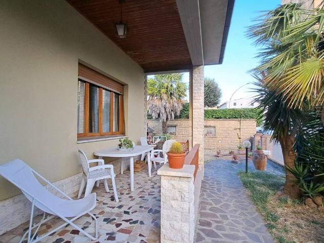 Villa Indipendente in vendita a Terricciola, Toscana