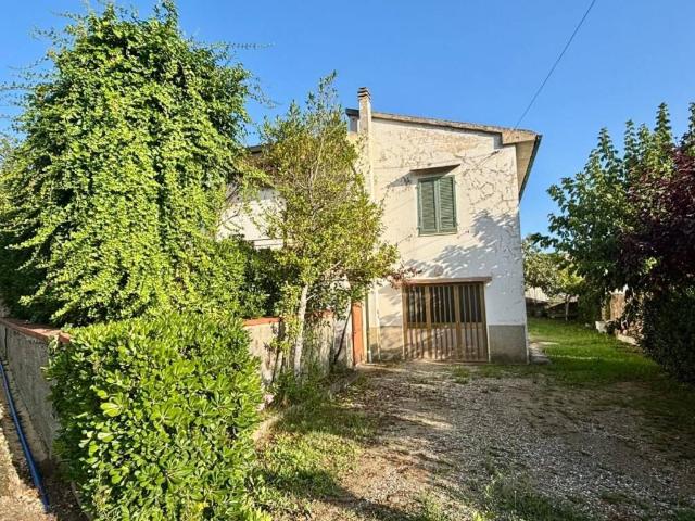 Villa Indipendente in vendita a Terricciola, Toscana