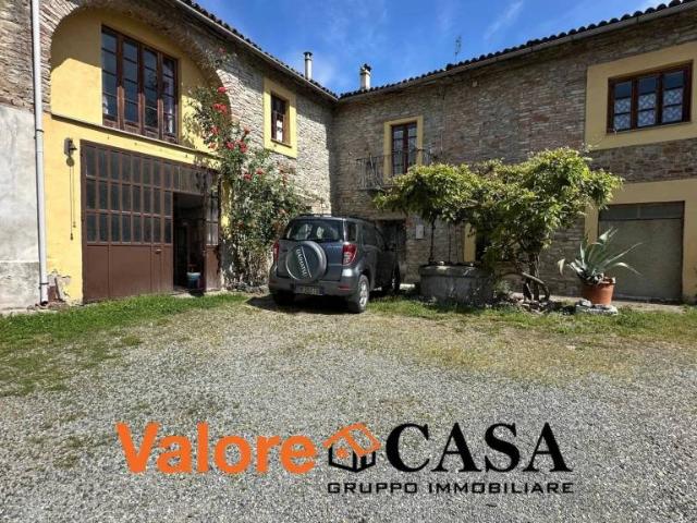 Villa Indipendente in vendita a Piemonte, Alessandria