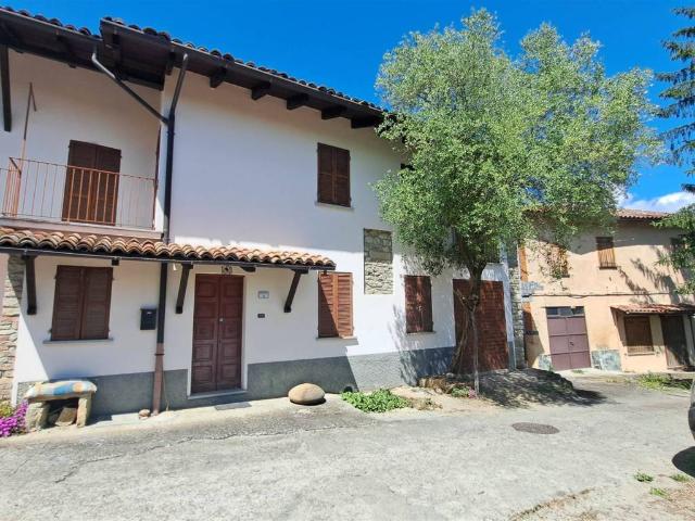 Villa Indipendente in vendita a Piemonte, Alessandria