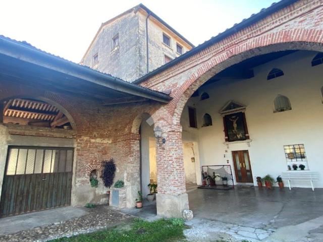 Villa Indipendente in vendita a Santo, Thiene