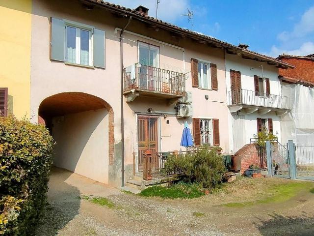 Villa Indipendente in vendita a Piemonte, Asti