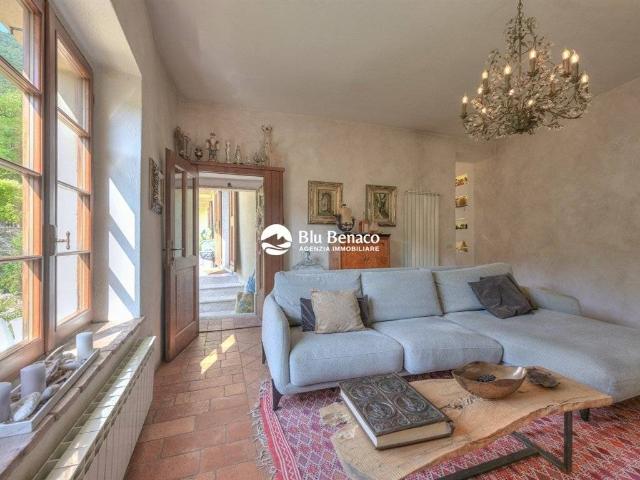 Villa Indipendente in vendita a Comunità Montana Parco Alto Garda bresciano, Tignale