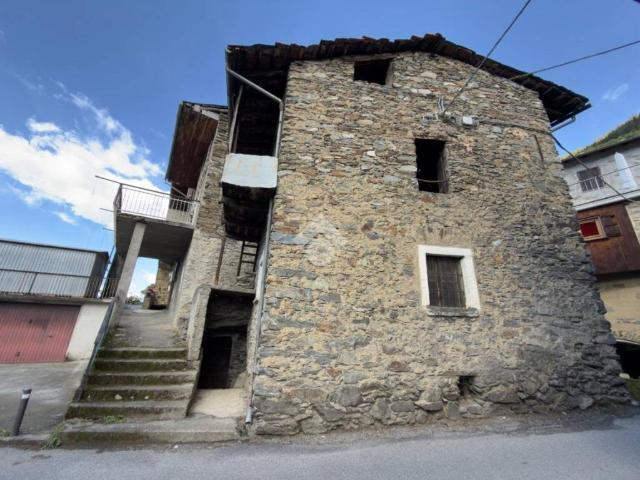 Villa Indipendente in vendita a Tirano, Lombardia