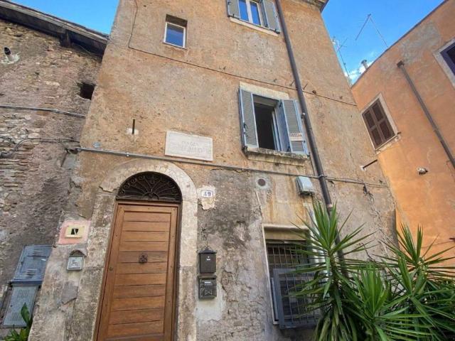 Villa Indipendente in vendita a Tivoli
