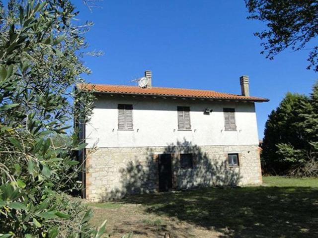 Villa Indipendente in vendita a Izzalini, Umbria