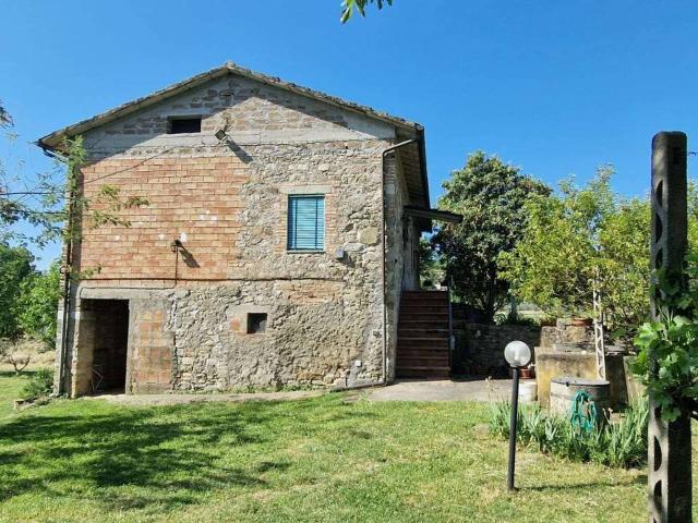 Villa Indipendente in vendita a Ponterio-Pian di Porto, Izzalini