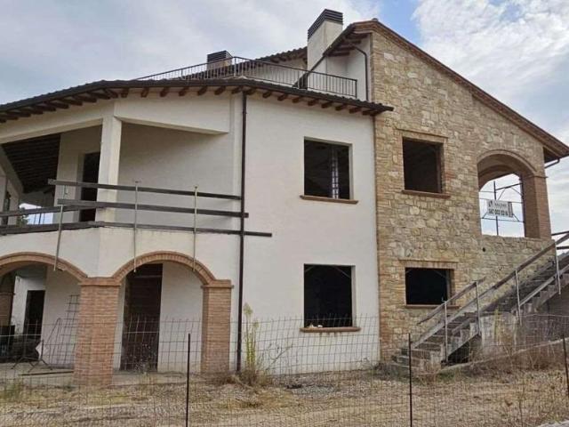 Villa Indipendente in vendita a Ponterio-Pian di Porto, Izzalini