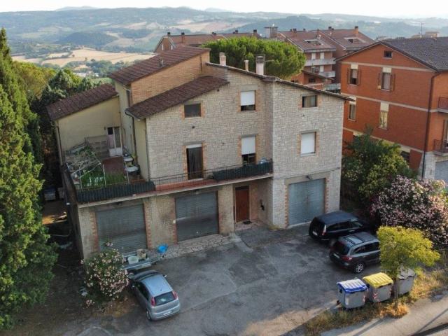 Villa Indipendente in vendita a Monte Latrone, Izzalini