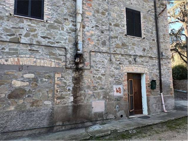 Villa Indipendente in vendita a Ponterio-Pian di Porto, Izzalini