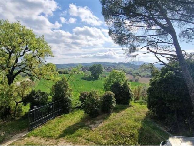Villa Indipendente in vendita a Crispiano, Todi