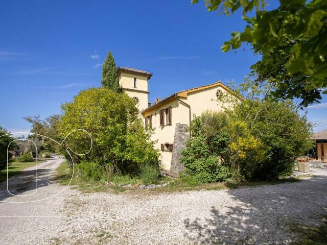 Villa Indipendente in vendita a Orvieto, Umbria
