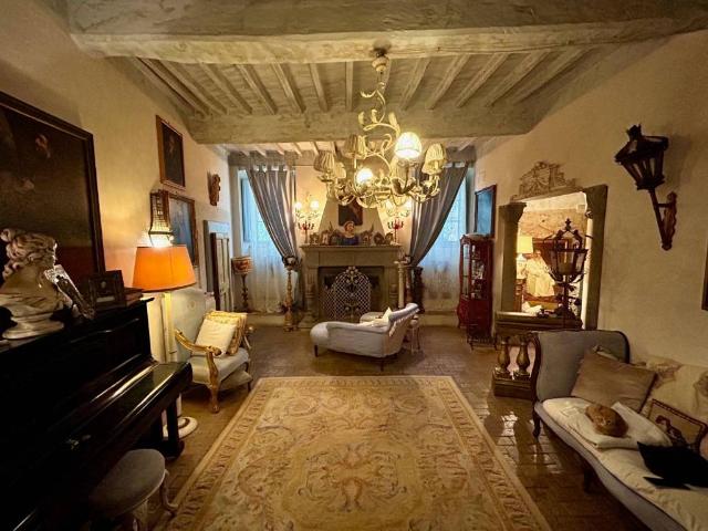 Villa Indipendente in vendita a Izzalini, Umbria