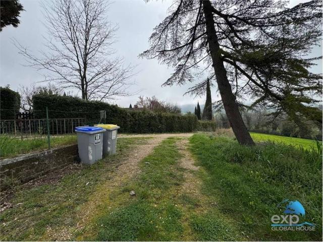 Villa Indipendente in vendita a Cacciano, Izzalini