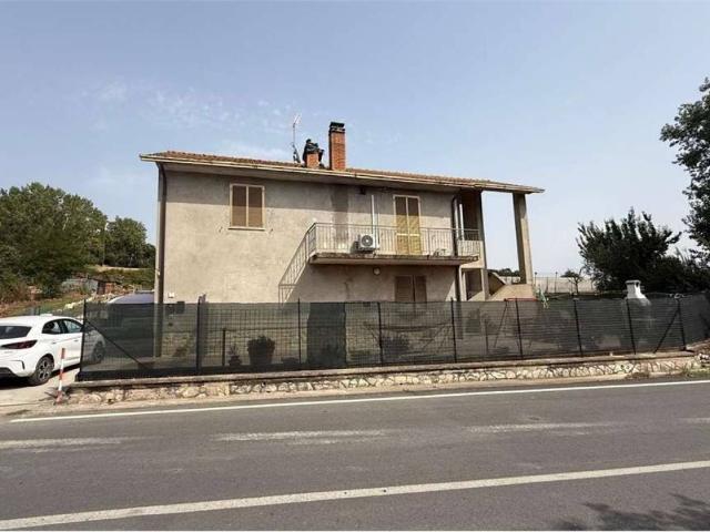 Villa Indipendente in vendita a Izzalini, Umbria