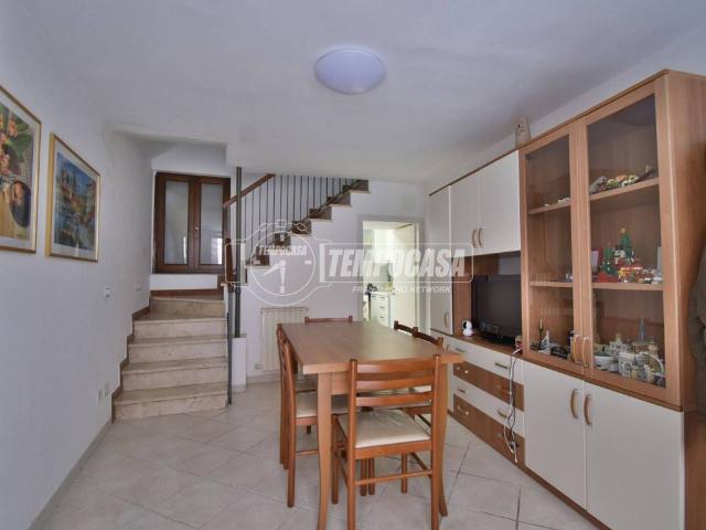 Villa Indipendente in vendita a Marche, Macerata