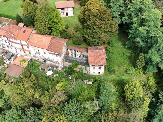 Villa Indipendente in vendita a Cerei, Piemonte