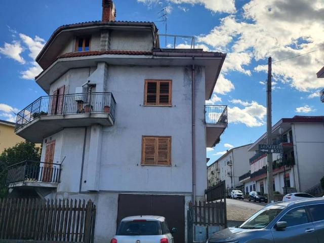 Villa Indipendente in vendita a Piccilli, Campania