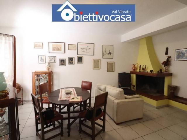 Villa Indipendente in vendita a Unione dei Comuni della Val Vibrata, Torano Nuovo