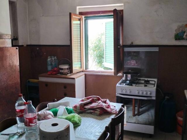 Villa Indipendente in vendita a Fornaci, Torgiano