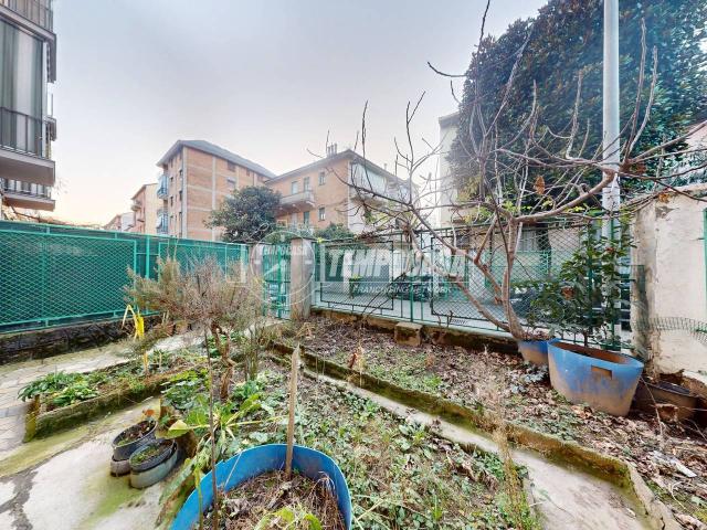 Villa Indipendente in vendita a Circoscrizione 6, Piemonte