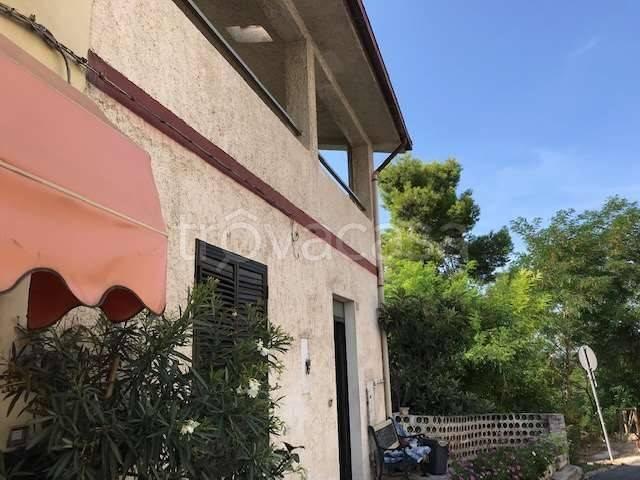 Villa Indipendente in vendita a Torino Di Sangro, Abruzzo