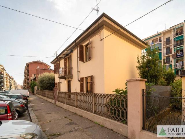Villa Indipendente in vendita a Pozzo Strada, Torino
