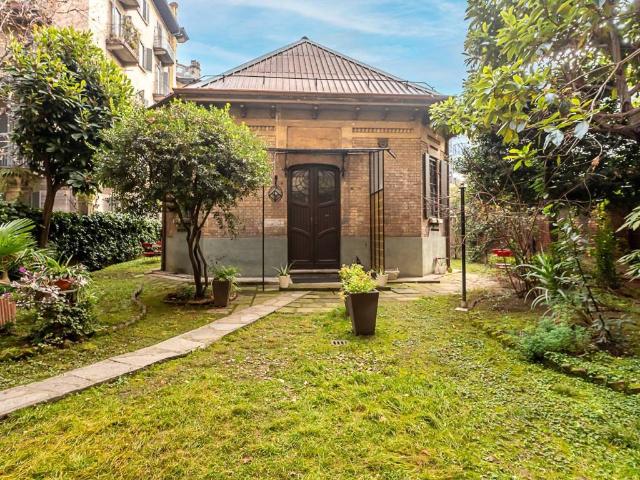 Villa Indipendente in vendita a Circoscrizione 3, Piemonte
