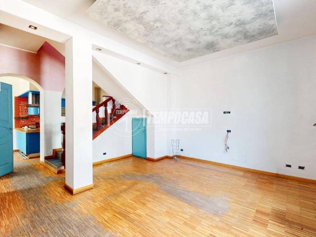 Villa Indipendente in vendita a Circoscrizione 5, Piemonte