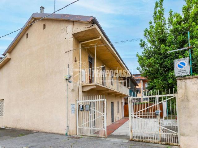 Villa Indipendente in vendita a Bertolla, Piemonte