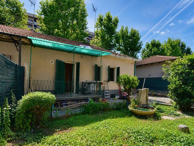 Villa Indipendente in vendita a Circoscrizione 2, Piemonte