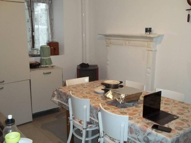 Villa Indipendente in vendita a Tornaco, Novara