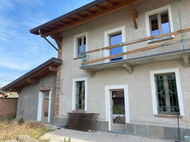 Villa Indipendente in vendita a Tornaco, Novara