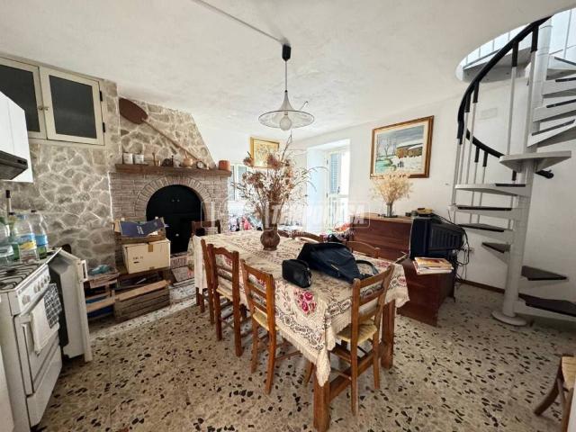Villa Indipendente in vendita a Tornareccio, Abruzzo