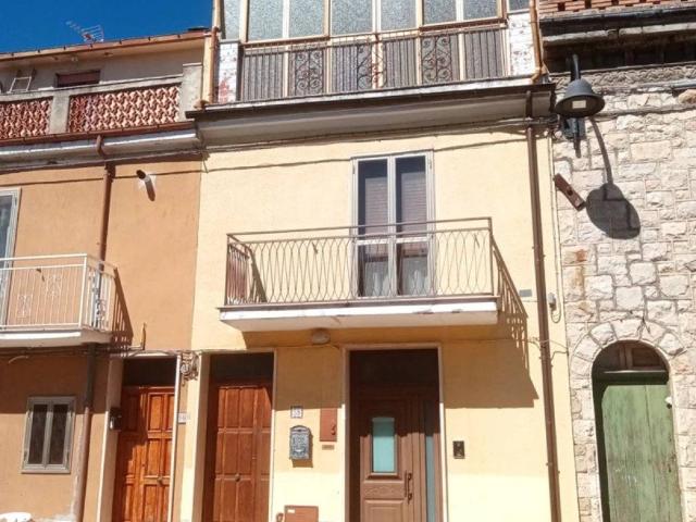 Villa Indipendente in vendita a Toro, Molise