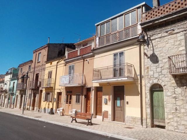 Villa Indipendente in vendita a Toro, Molise
